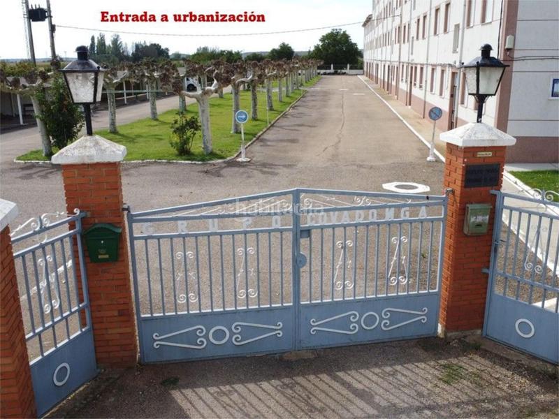 Foto fe00b49f-2d48-43e1-ad8c-243eac80db3d. Appartamento in carretera valencia 45 in Villamañán