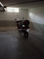 Aparcament cotxe a Calle de la torre 4p. Azucaica - santa maría de benquerencia / calle de