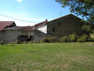 Maison jumelée à Barrio monegro 3. Campoo de yuso / barrio monegro