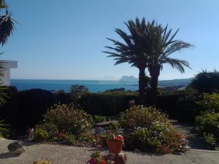Xalet a Urbanización invespania 22. Chalet de estilo andaluz con fantasticas vistas !