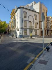 Casa adossada a Avenida constitucion 89. Torre del campo / avenida constitucion