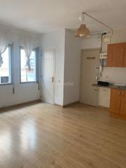 Lloguer Local Comercial a Carrer de tagamanent 8. Estudio en pleno barrio de gracia