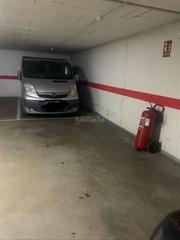 Aparcament cotxe a Avinguda de montilivi 33. Venta plaza garaje