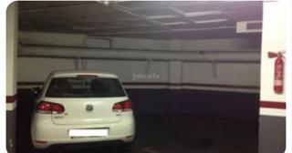 Alquiler Parking coche en Carrer de bailèn 52. Parking para coche pequeño mediano en zona tetuan
