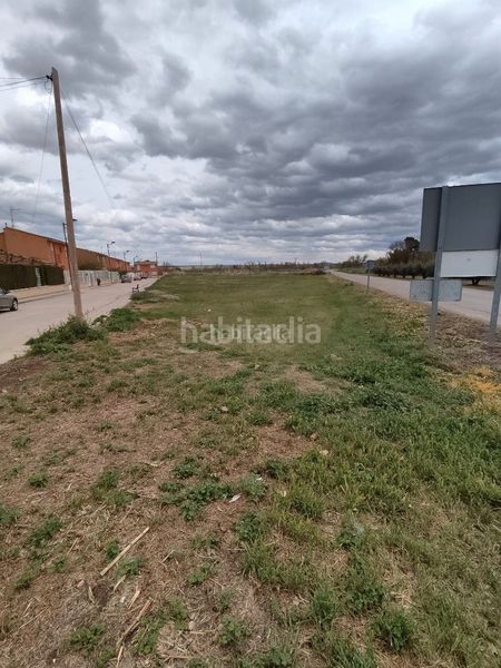 Foto 8e4a8945-040c-405f-8458-bc52eda9ac85. Residential plot in calle aragón 25 in Salillas de Jalón