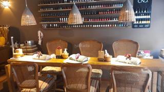 Lloguer Local Comercial a Plaça de la concòrdia 6. Exclusivo centro de estética