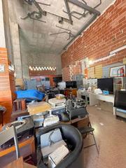Local commercial à Calle diputado josé luis barceló 16. Local a venta