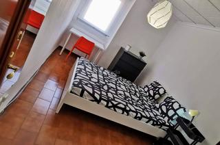 Lloguer Casa a Carrer perú 2. Habitación en piso compartido