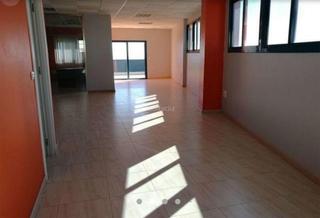 Bureau à Calle doctor manuel lopez alcaide 6. El pinillo / calle doctor manuel lopez alcaide