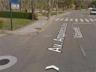 Aparcament cotxe a Avenida arquitecto jesús valverde 3. Baiona / avenida arquitecto jesús valverde