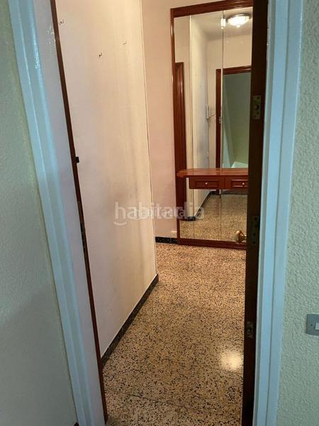 Foto b44aa642-46e2-4766-9101-52612e1001e7. Pis a carrer de vidal i ribas 7 a Can Vidalet Esplugues de Llobregat