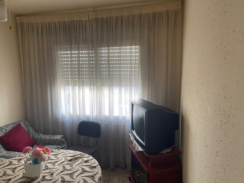 Foto e23c6808-7aa9-4438-82f5-e71b59e63039. Pis a carrer de vidal i ribas 7 a Can Vidalet Esplugues de Llobregat