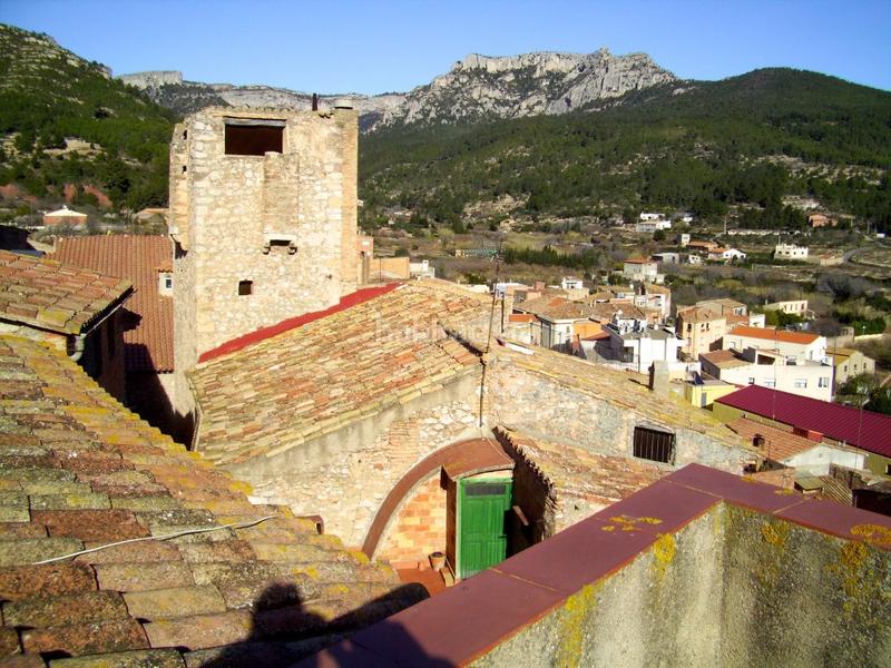 Foto 6f5f6bfe-1e16-48be-9aa4-bf1a01a0b411. Tríplex a carrer del castell 37 a Pratdip