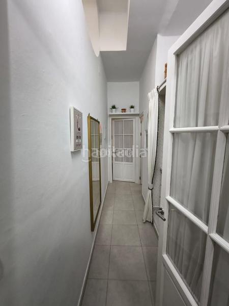 Foto 2936b9f8-81d5-4901-8be9-36c63e644e3a. Miete etagenwohnung in avenida de menéndez pelayo 6 in Sevilla