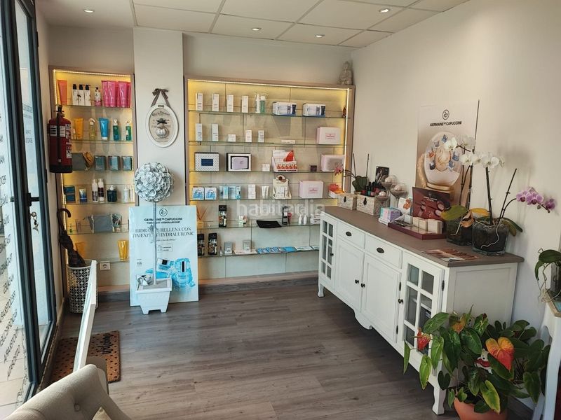 Foto 92678564-8ef5-468c-bf8a-308087bd0c8f. Lloguer local comercial a carretera d'alcoi 10 a Benimantell