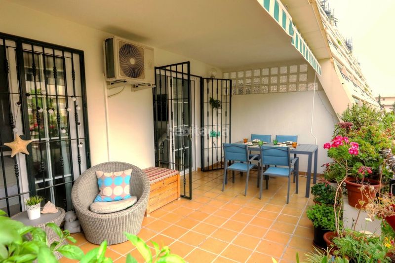 Foto 6880e82e-ea0c-49f4-b549-d6284922ebe6. Apartment in calle almuñécar 2 in Zona Centro Comercial Torrequebrada Benalmádena