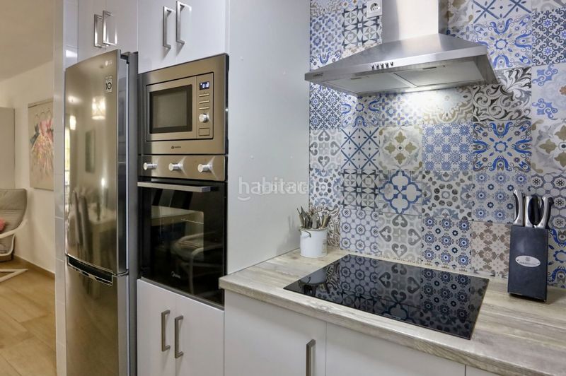 Foto b0a9fdac-5625-44df-9592-08724f6c8d99. Apartment in calle almuñécar 2 in Zona Centro Comercial Torrequebrada Benalmádena