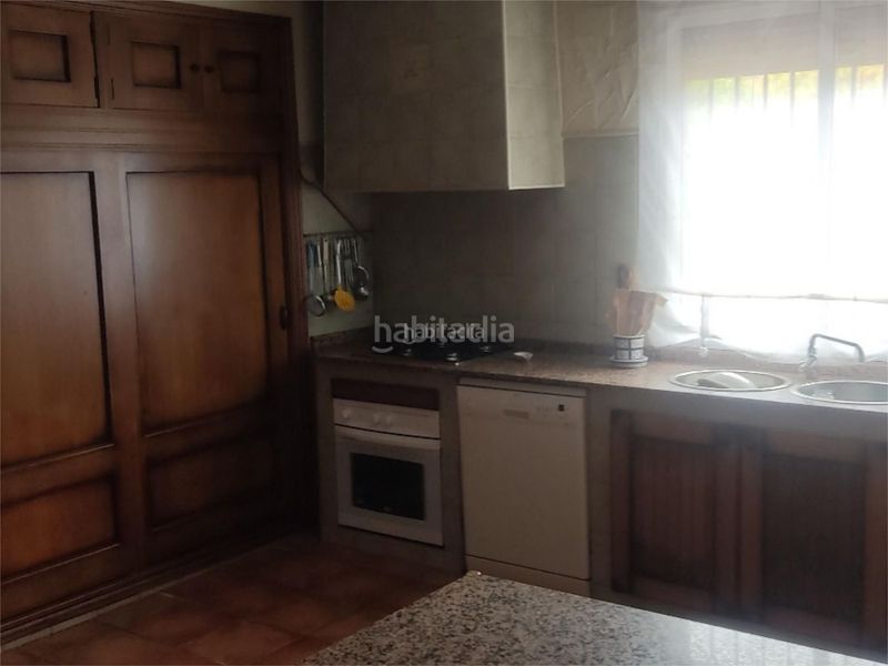 Foto c7ee6287-9a2d-4f41-b73d-063edb3682f5. Casa a calle guadanuño 21 a Obejo