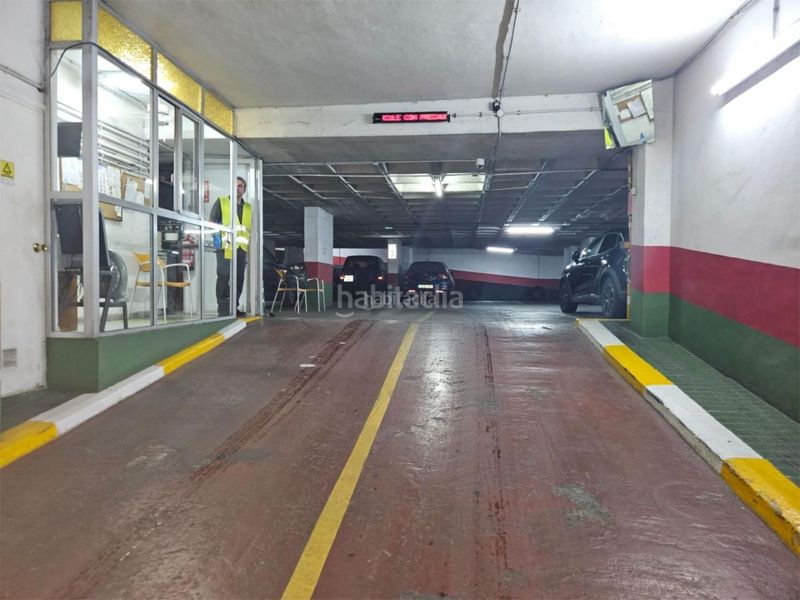 Foto 0f7f58b5-5d3c-4d5f-999c-a914e14b71b8. Aparcament cotxe a avinguda general marvá 20 a Mercado Alicante