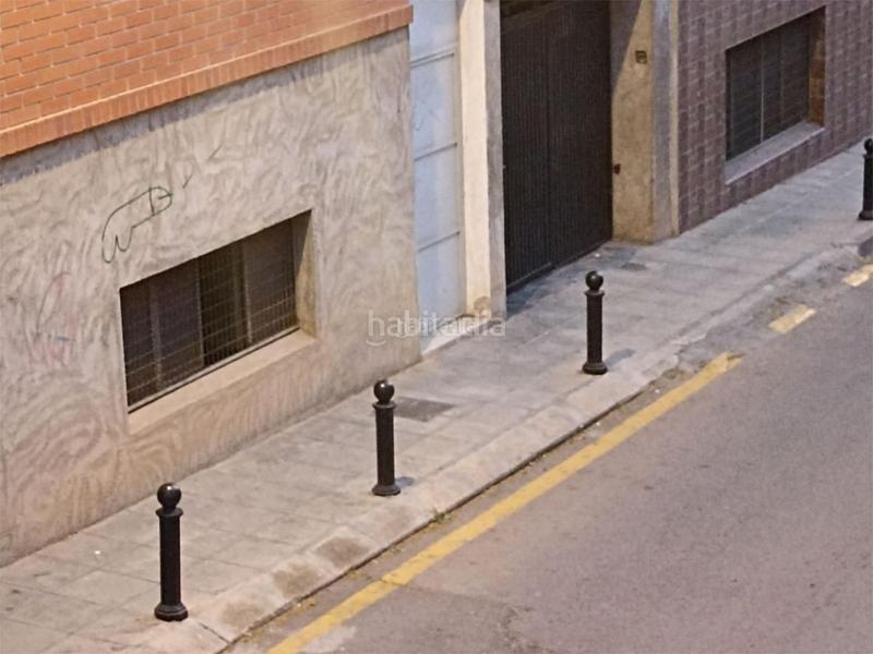 Foto ef18b1c3-cfcc-4711-b0bb-63ac49cb8cb0. Miete autoparkplatz in calle de san luis 15 in Yecla