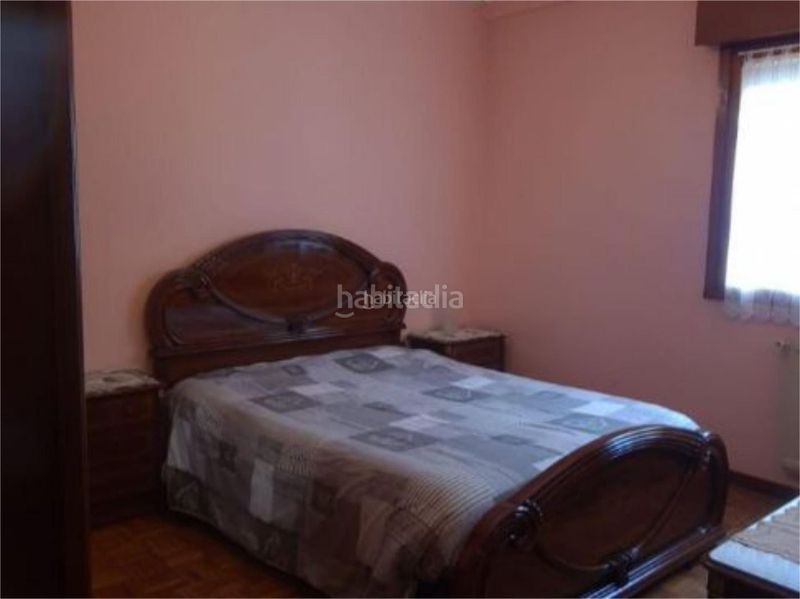 Foto 98529e93-3a59-48e7-bd95-1aeefffc70ce. Pis a calle el curato 8a a Grado