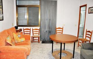 Casa a Carrer major 23. Vendo casa esquinera, céntrica y luminosa.