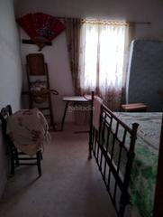 Casa aparellada a Calle tosquillas 24. Casa de pueblo