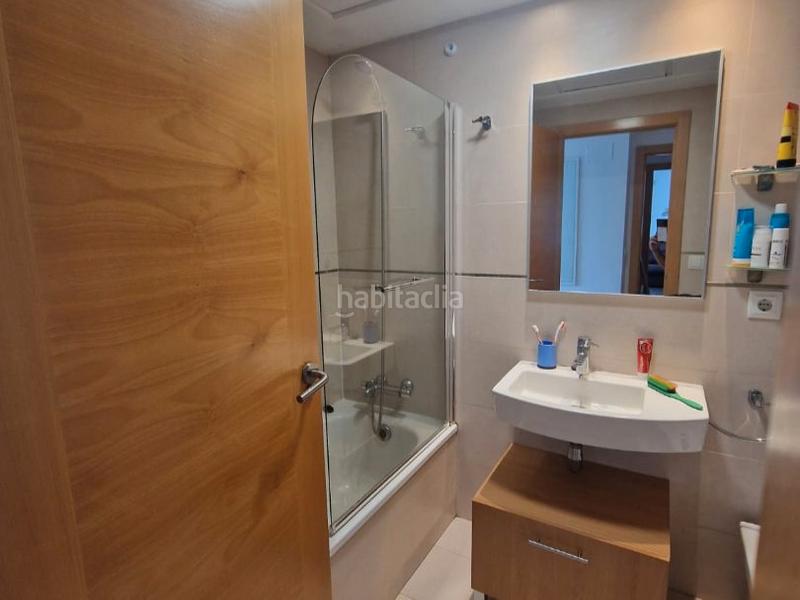 Foto 4d332c4f-9be4-4d3e-a6cc-0631d2da4059. Alquiler apartamento en calle lérida 4 levante en Benidorm