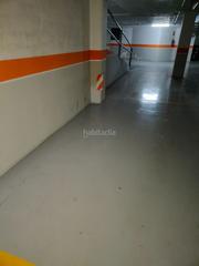 Location Parking moto à Carrer de salvador busquets 26. Lloguer de parking - salvador busquets (vallpadís)