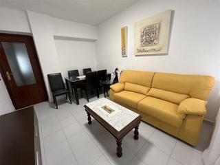 Rent Flat in Calle doctor fleming 3. Carmelitas / calle doctor fleming