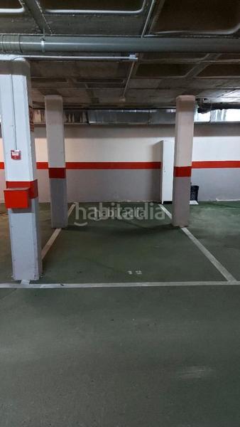 Foto bc09edd1-8cb6-4518-bfdd-672a47637030. Posto auto in paseo fuente 2 in Navia