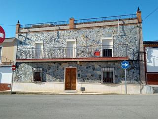 Maison jumelée à Calle blas infante 32. Aznalcóllar / calle blas infante