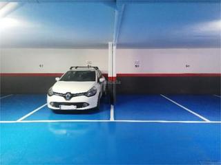 Location Parking voiture à F-2 168. Puente tocinos / calle mayor