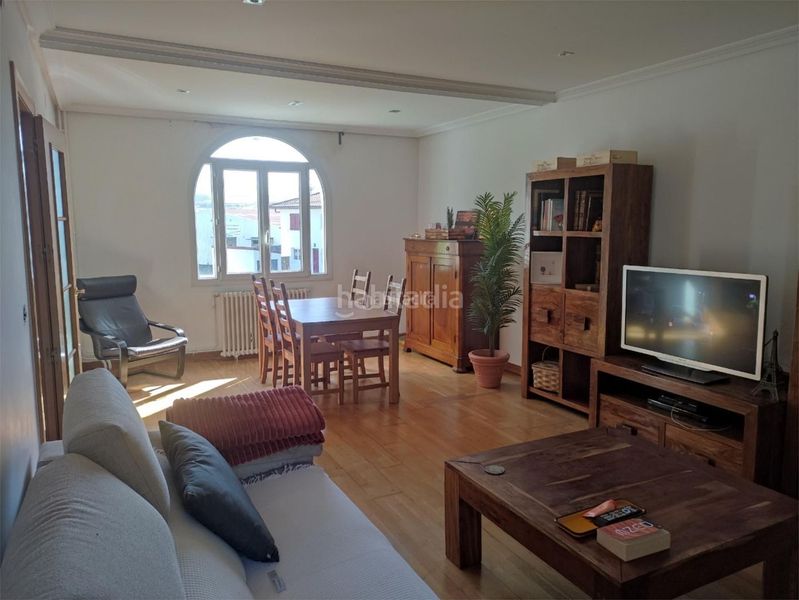Foto 0bbbf2ec-3d1b-41f9-8cd8-2a5b1c8150e4. Casa en rue de béhobie 59 a / rue de béhobie en Hendaye