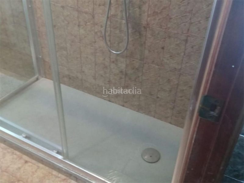 Foto 2e62caba-8cd5-4037-b494-a87e24bac606. Rent flat in carrer de salamanca 29 in Gran Via Valencia