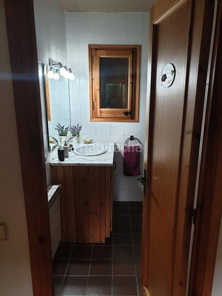 Foto 6e2fe8e6-fece-4b06-81f4-e32576dc162c. Alquiler tríplex en carrer llevant 1 casa espaiosa i molt còmode en comunit de 5 veïns en Puigcerdà