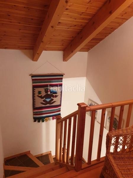 Foto 760590b8-bb96-4ee1-a60e-b8f3de70e65e. Miete dreistöckige wohnung in carrer llevant 1 in Puigcerdà