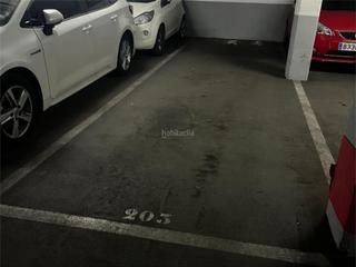 Location Parking voiture à Carrer del consell de cent 396. Dreta de l