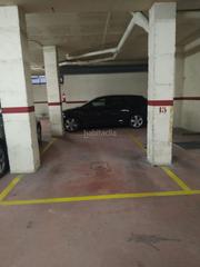 Parking voiture à Carrer de llevant 20. Parking