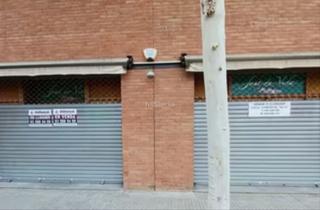 Local commercial à Passeig de les torres 45. Local en planta baja. a la calle  a.ac+b.calor