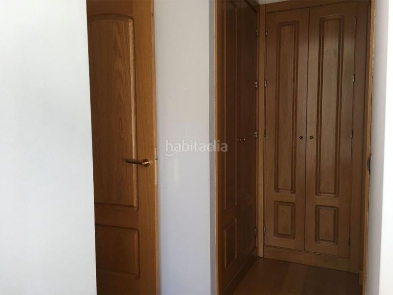Foto b0a3aeb8-3272-4987-9f93-d69c1f14d59b. Pis a avenida de los arces 7h a Palomas Madrid