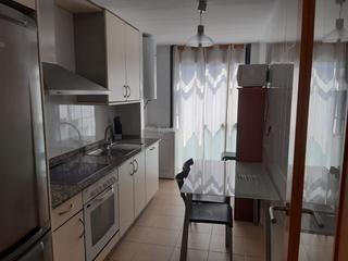 Appartement à Avenida mugardos 93e. Piso ares