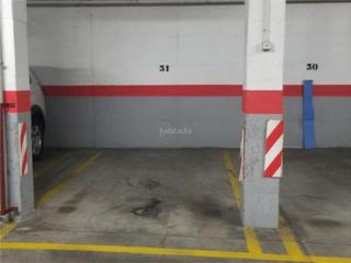 Location Parking voiture à Calle del olmo 2. Estación / calle del olmo