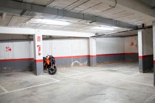 Aparcament cotxe a Carrer de bonaplata 58. Lote de plazas de garaje