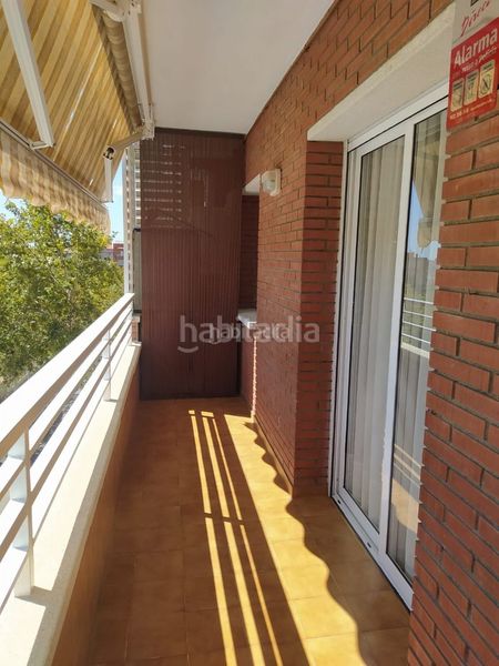 Foto d50810ce-2d40-4259-8760-7e0b16862647. Piso en carrer de sardenya 41 montigalà, reformado, 4 hab, balcón y ascensor en Badalona