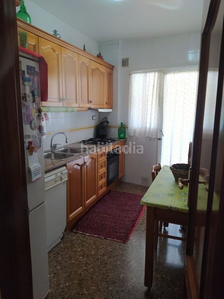 Foto d705b21b-76b9-4b97-9e56-4370f48b276a. Piso en carrer de sardenya 41 montigalà, reformado, 4 hab, balcón y ascensor en Badalona