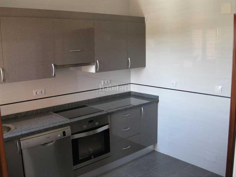 Foto 3143163b-ea9b-4042-97fd-471fb71944c8. Affitto appartamento in calle ultramar 2 in Plaza de Toros Valladolid