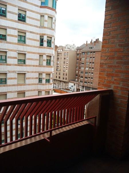 Foto 5ed5719c-75c6-4357-a30a-b41f1be348c2. Affitto appartamento in calle ultramar 2 in Plaza de Toros Valladolid