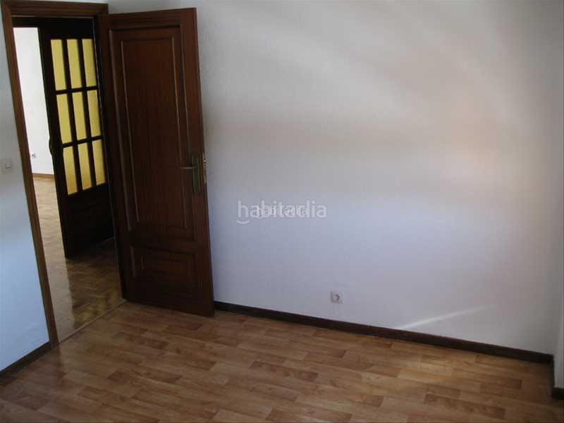 Foto 11794792-9a9e-4f25-9fc8-2a757656de36. Rent flat in calle ultramar 2 in Plaza de Toros Valladolid