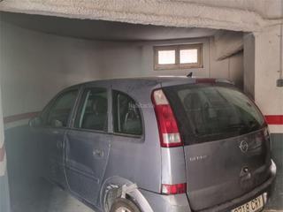 Autoparkplatz in Carrer de portolà 7. El putget i el farró / carrer de portolà